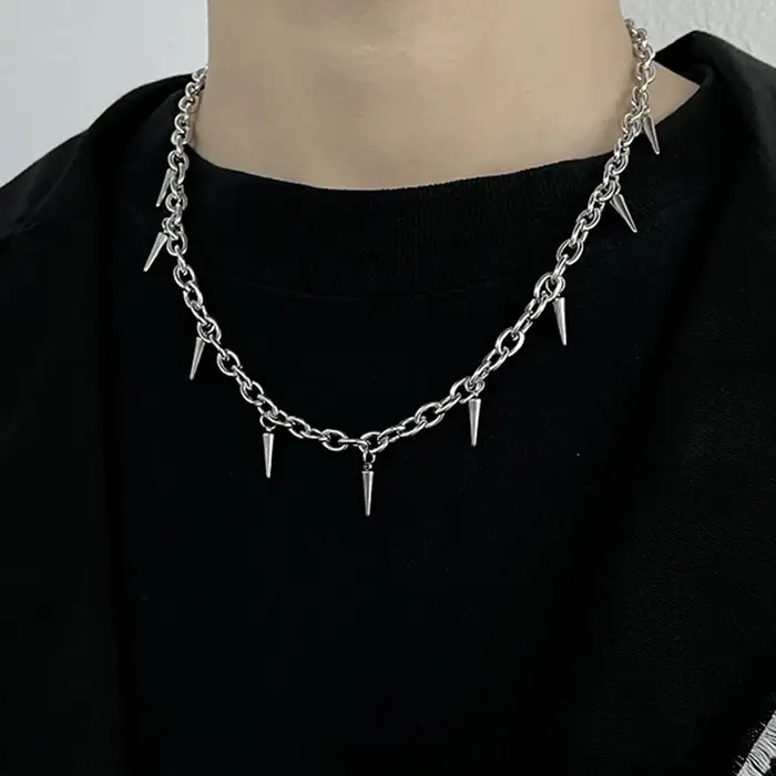 Collier à clous esthétiques Punk en acier inoxydable pour hommes et femmes