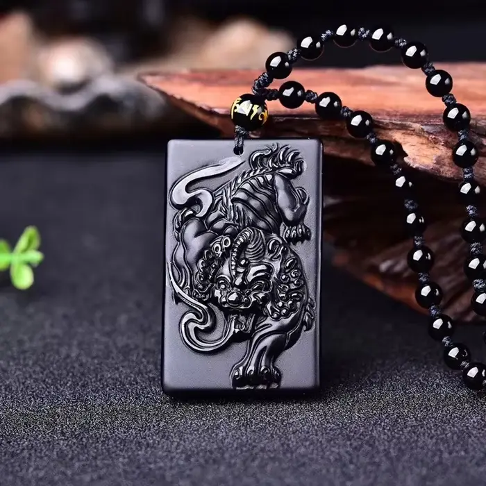 Collier Pixiu en obsidienne pour hommes et femmes