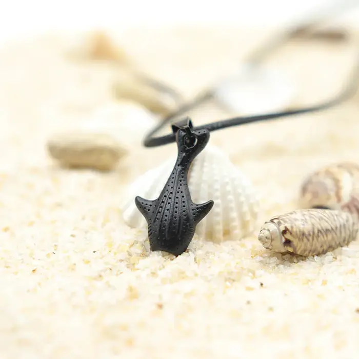 Noter – joli pendentif baleine requin pour hommes et femmes