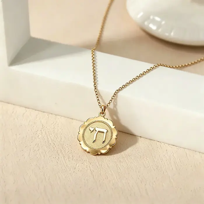 Collier Pendentif Symbole de Vie Chai Hébreu