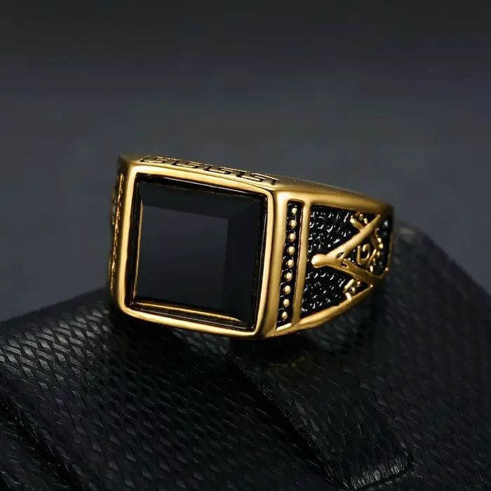 Bague en pierre punk pour hommes et femmes