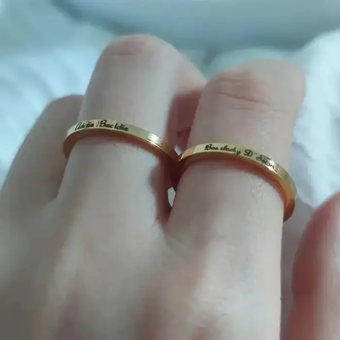 Bague personnalisée en acier inoxydable avec nom gravé pour femmes occasions spéciales romantique chic tendance mariage anniversaire fiançailles