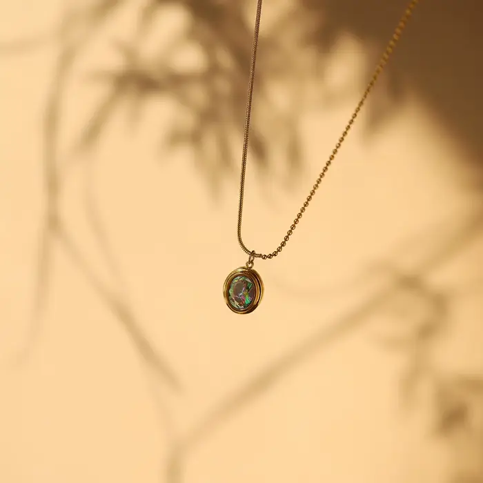 Amaiyllis Vintage couleur noire Zircon géométrique ovale foncé clavicule chaîne collier bijoux pour femmes cadeau