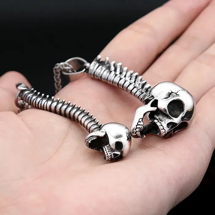 Collier pendentif crâne gothique Vintage pour hommes et femmes