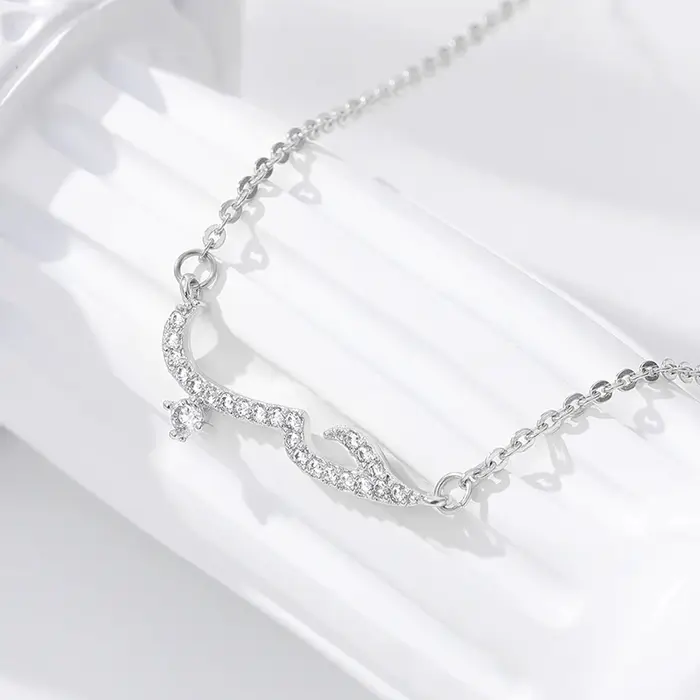 Collier pendentif d'amour arabe en cristal brillant pour femme