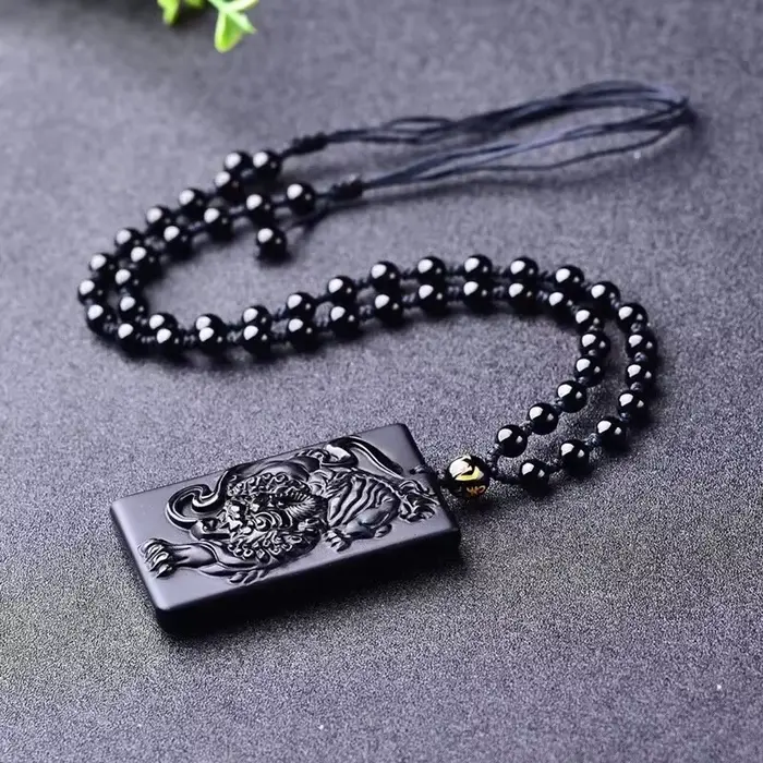 Collier Pixiu en obsidienne pour hommes et femmes