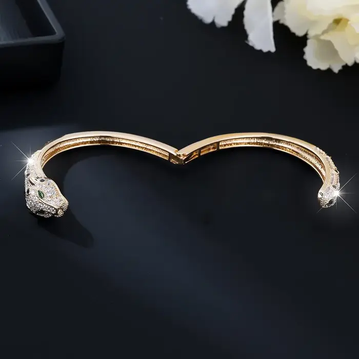 Bracelet Léopard Avec Diamants Exagérés Accessoire Unisexe Pour Hommes Et Femmes Style Hip Hop Occasions Spéciales