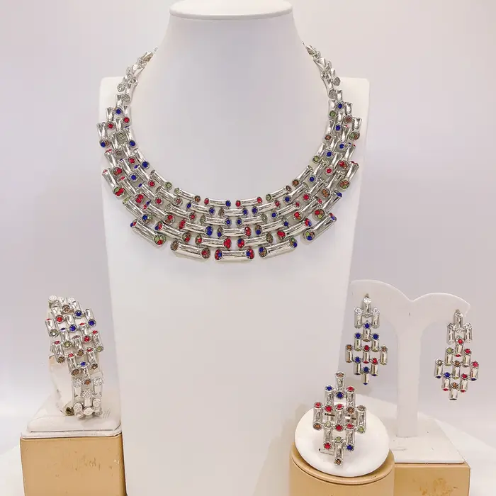 Ensemble de bijoux italien en or plaqué avec motifs floraux pour femmes et couples occasions spéciales