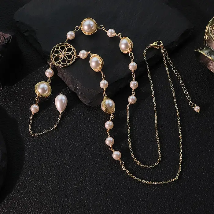 Shijia collier de perles plaqué or 18 carats Design