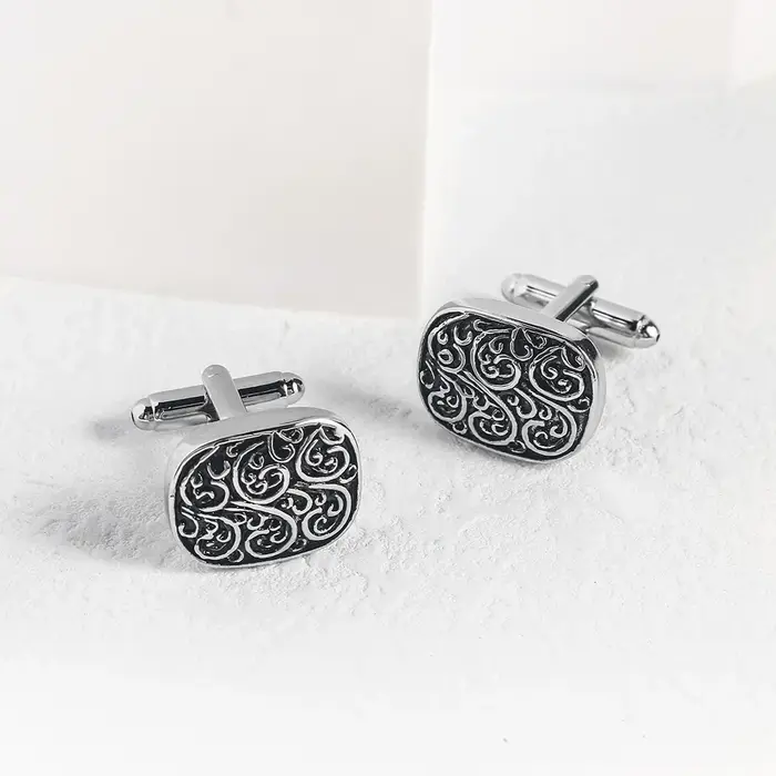 Boutons de Manchette en Or Haute Qualité Motifs Vintage Poker Nœud Oiseau Poisson Ballons Accessoires de Costume Bijoux de Mariage Occasions Spéciales