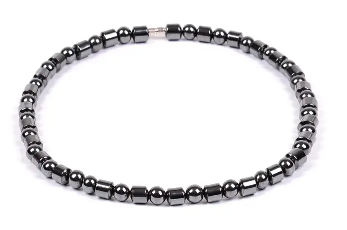 Collier de perles rondes plates magnétiques en hématite noire pour hommes et femmes