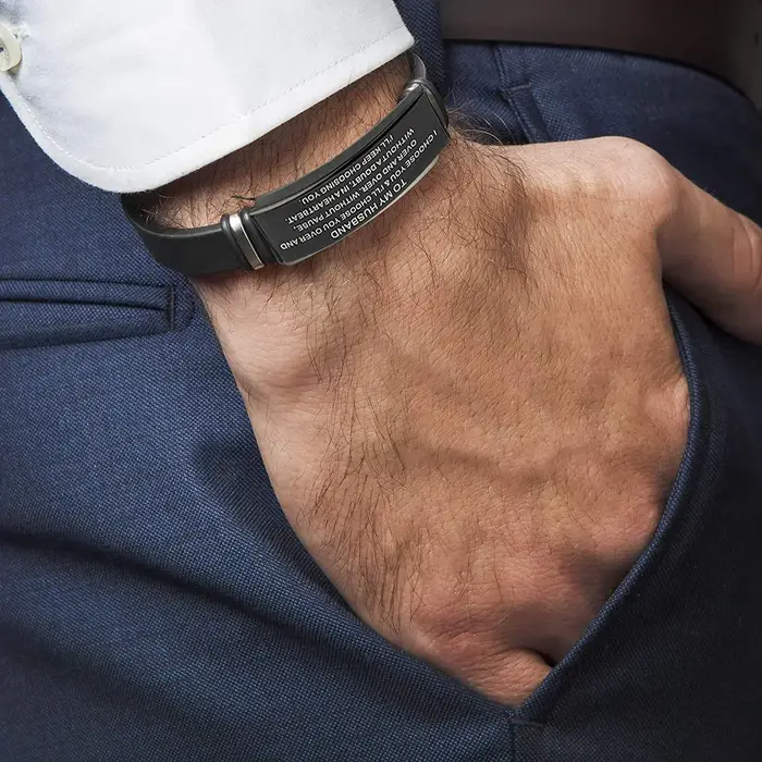 Bracelet personnalisé en acier inoxydable et silicone avec gravure unique pour hommes et femmes, cadeau d'anniversaire et fête, bracelet inspirant pour célébrations familiales et amoureuses