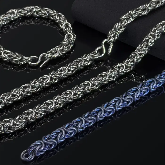 Collier hypoallergénique en titane pour hommes