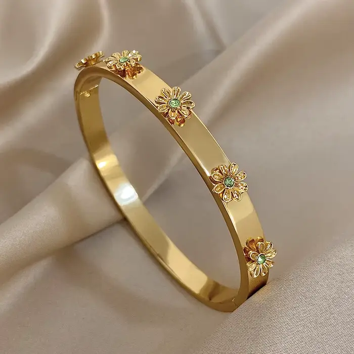 Bracelet en acier inoxydable unisexe incrusté de fleurs et de strass plaqué argent pour homme et femme occasions spéciales cadeau romantique