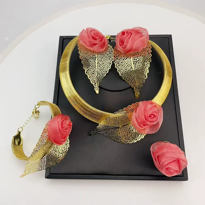 Bijoux brésiliens classiques pour femmes ensemble de bijoux fleurs exotiques collier bracelet boucles d'oreilles bague occassions spéciales mariage anniversaire