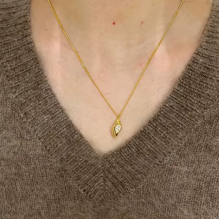 Collier pendentif coquillage zircon bijou vintage français pour femmes occasions spéciales cadeau anniversaire fiançailles mariage