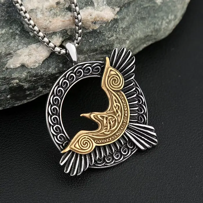 Collier aigle Odin style punk en acier inoxydable pour hommes bijou mythologie nordique cadeau occasions spéciales