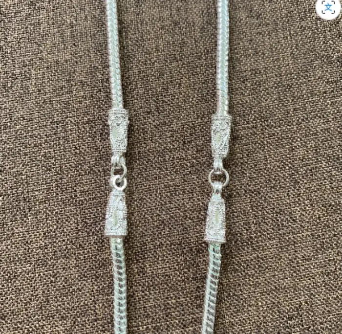 Collier ras du cou en cuivre blanc