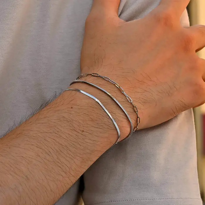 Bracelet à chaîne fine pour hommes