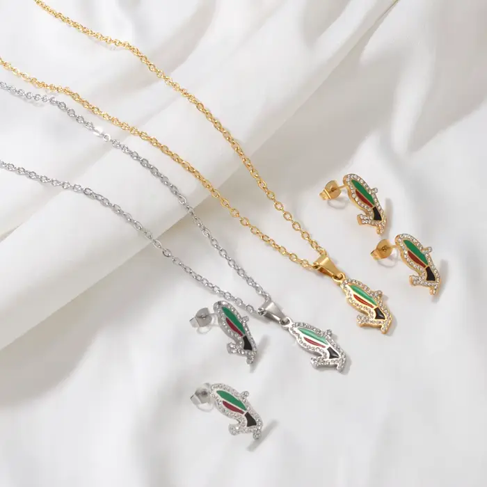 Colliers, boucles d'oreilles et ensembles de bijoux en acier inoxydable et strass avec carte de la Martinique, de la Guyane française et de la Guadeloupe # 619362