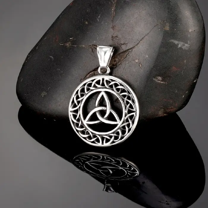 Collier Vintage Viking à nœud celtique pour hommes