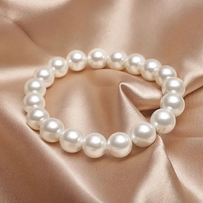 Bracelet en perles blanches élastiques pour femmes et hommes, bijou fait à la main, élégant pour banquets de mariage et occasions spéciales