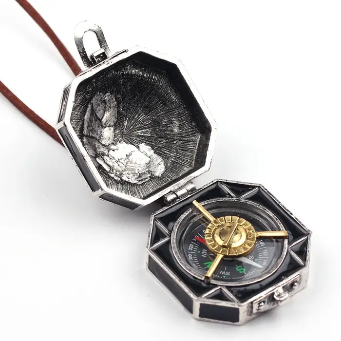 Collier boussole Pirates des caraïbes, bijoux Vintage, médaillon Jack, pendentif pour hommes, corde 