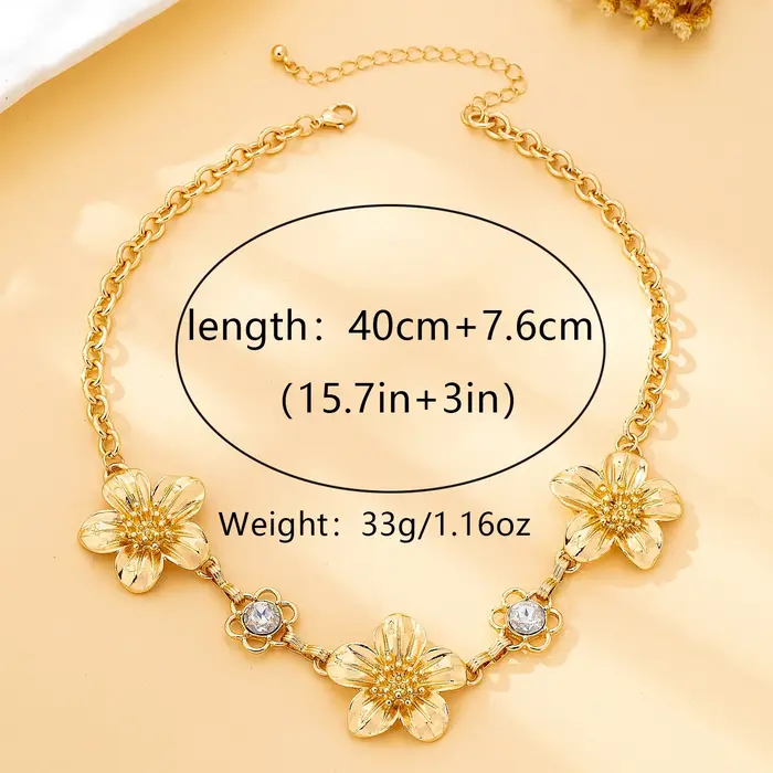 Collier simple pour femme avec fleur brillante