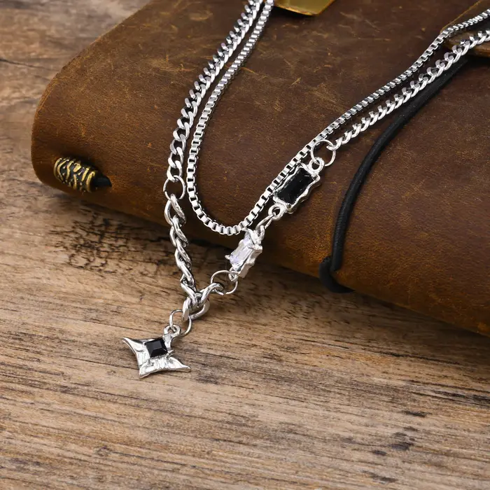 Collier ras du cou à breloques étoile noire pour homme et femme