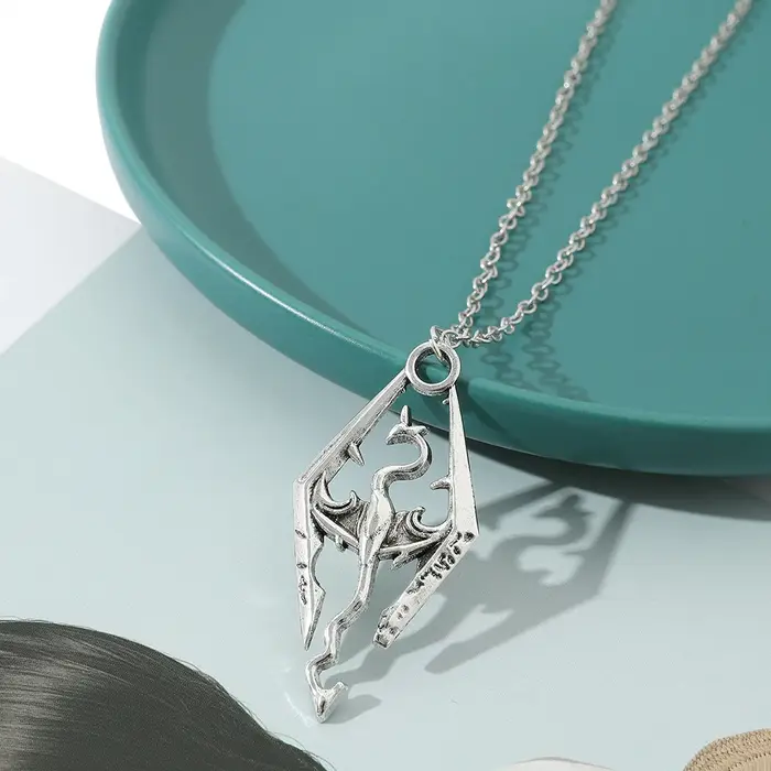 Collier pendentif Dragon Vintage Cool Elder Scrolls