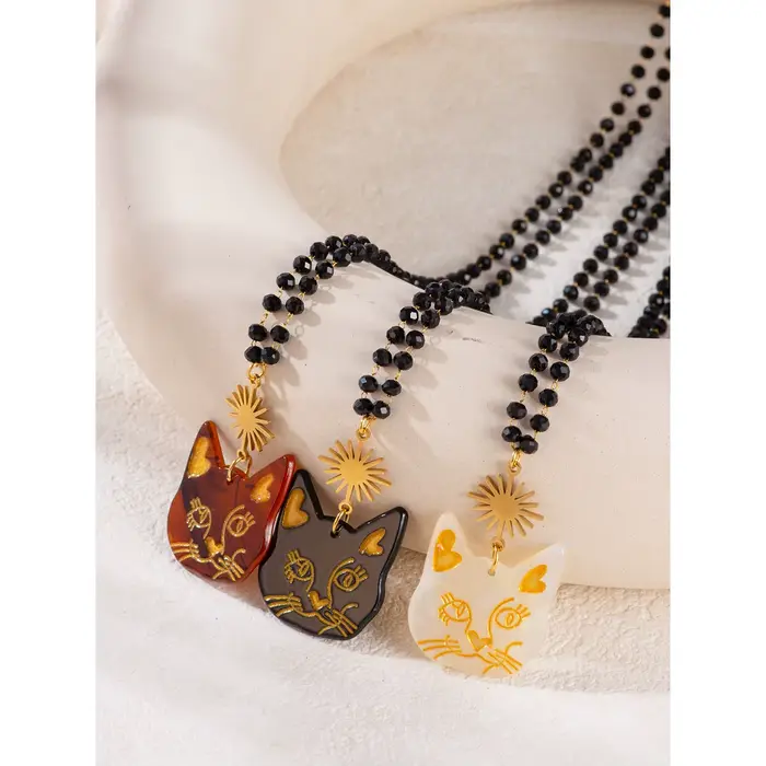 Collier pendentif chat mignon, longue chaîne à breloque en acrylique pour femmes, bijoux en acier inoxydable de déclaration d'automne et d'hiver