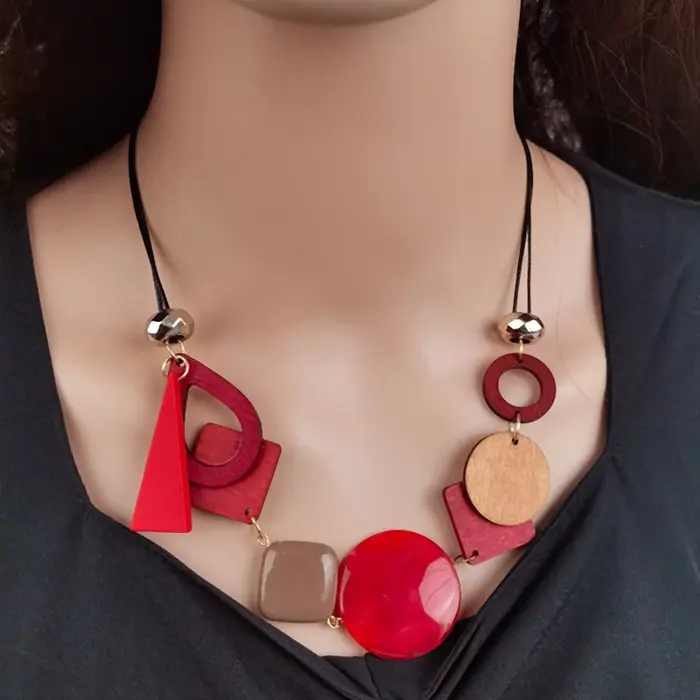 Collier pendentif géométrique en bois Vintage