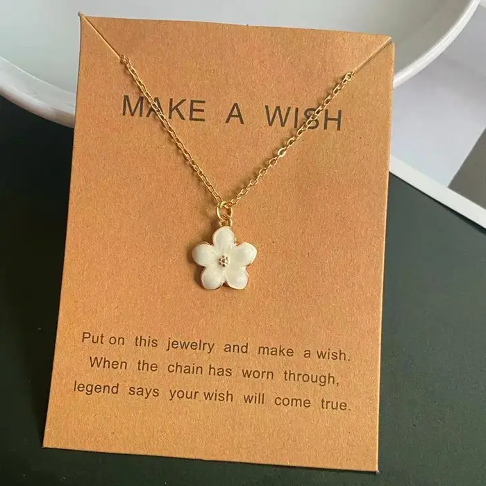 Collier pendentif fleur pour femmes
