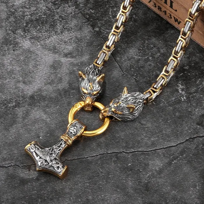 Collier loup celtique nordique pour hommes