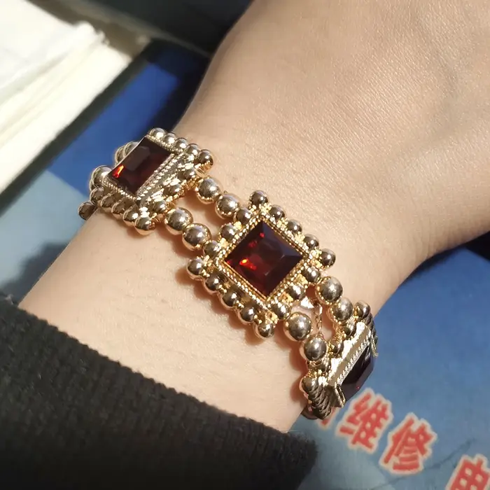 Bracelet multicouche en alliage