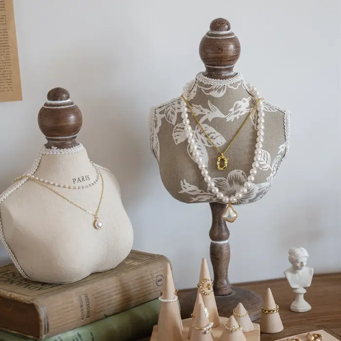 Collier pendentif chaîne boucle d'oreille bijoux