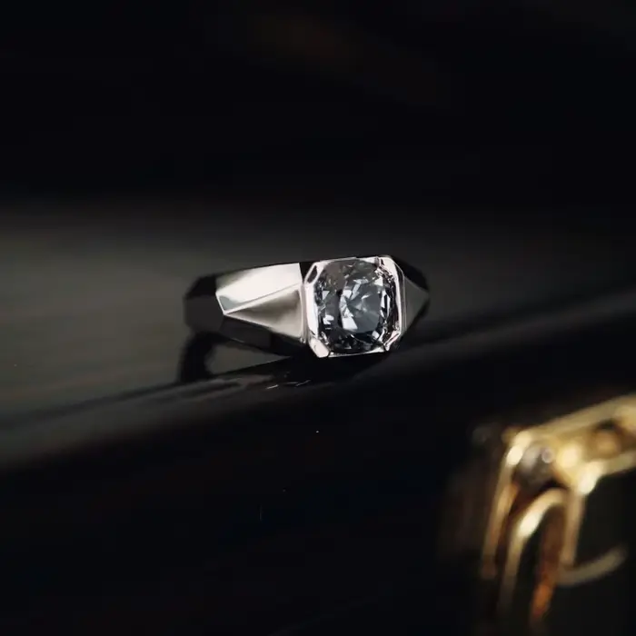 Bague en argent brillant pour homme