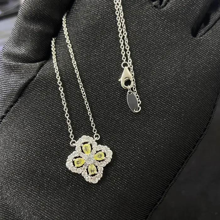 Collier en argent sterling 925 avec pendentif fleur et zirconium blanc pour femmes occasions formelles diverse couleur disponible