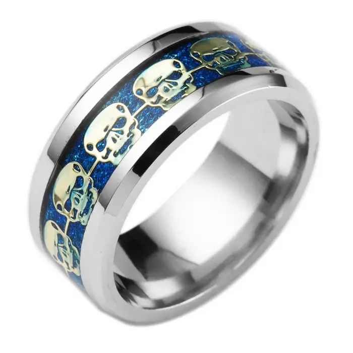 Bague tête de mort luxueuse pour homme
