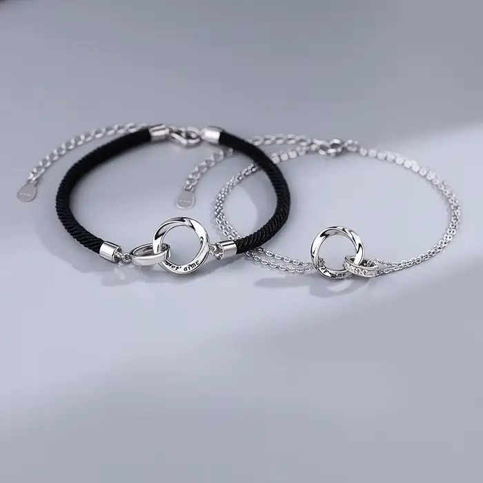 Bracelet de Couple Mobius en Argent Sterling 925 Chaîne Corde Fermoirs Mousquetons Occasions Spéciales Cadeau Saint Valentin