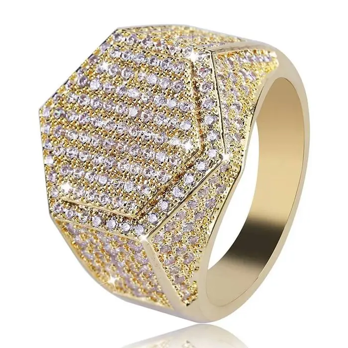 Bague Rock de Luxe pour Homme en Alliage de Zinc avec Design Micro-Pavé Blanc ou Bleu Ciel pour Hommes Occasions Spéciales Mariage Fiançailles Anniversaire