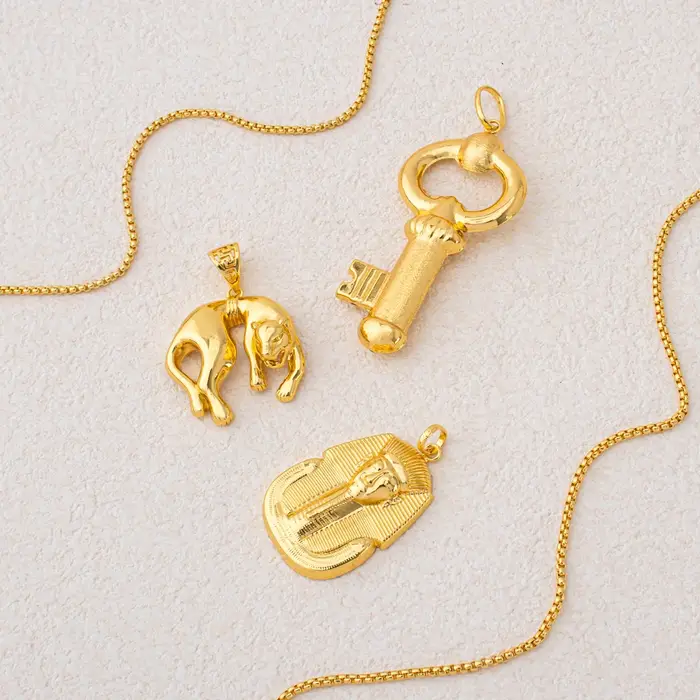 Pendentif plaqué or de luxe avec chaîne, bijou hip hop rock pour femmes et hommes, cadeau pour occasions spéciales
