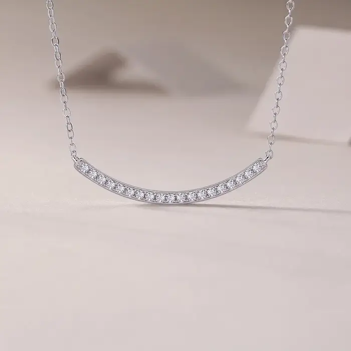 Collier en Moissanite avec Pendentif Molletonné pour Femme