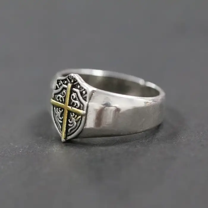 YIZIZAI hommes liberté chevalier bouclier croix anneau Vintage Punk Simple couleur argent bagues Cool Biker mâle bijoux accessoires