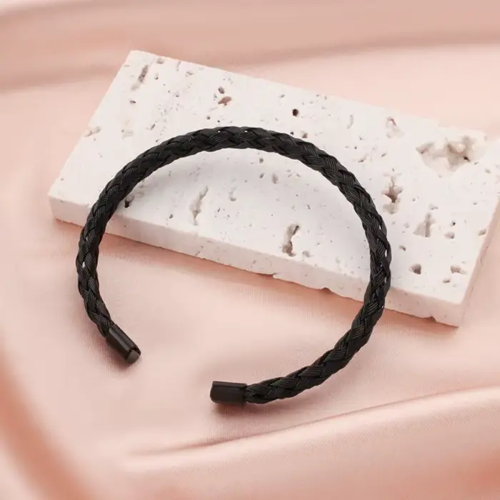 Bracelet jonc ouvert en fil torsadé en acier titane, couleur unie, haut de gamme, inaltérable, minimaliste et délicat, bijoux pour femme