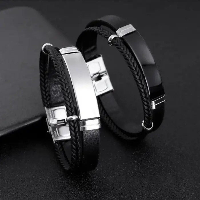 Bracelet en cuir tressé tendance pour homme avec gravure personnalisée du logo