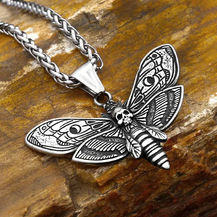 Collier avec pendentif tête de mort pour hommes