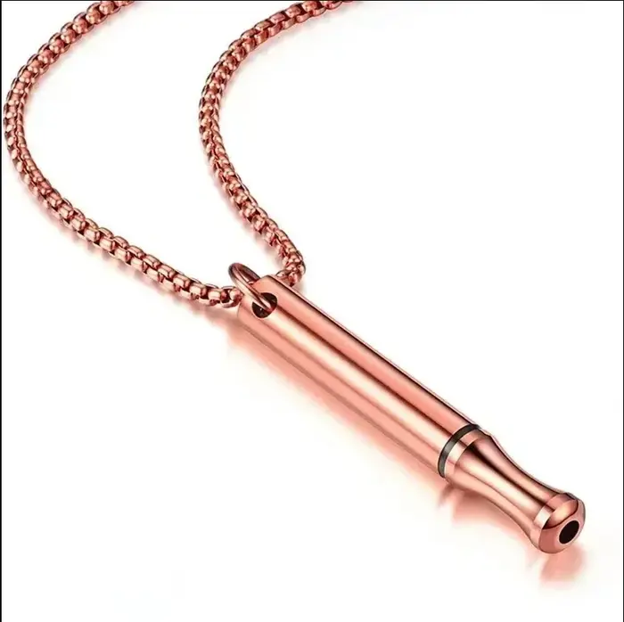 Pendentifs espagnols plaqués titane pour hommes, collier personnalisé, bijoux à la mode, cadeau comm