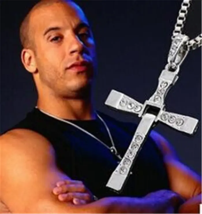 Restic Toretto-Collier Pendentif Croix de Jésus pour Homme