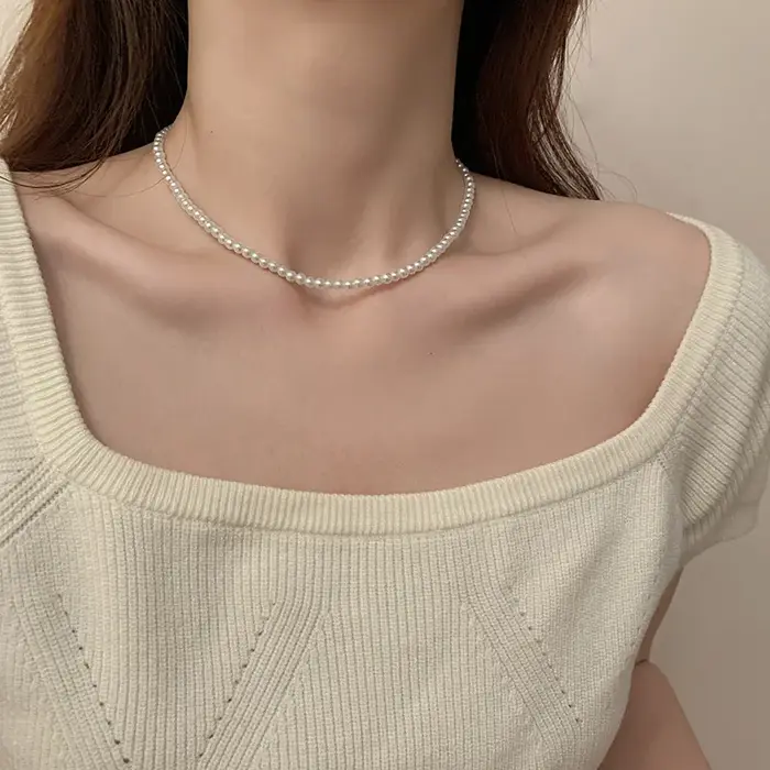 Collier ras de cou classique et élégant en perles blanches pour femmes et hommes